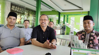 Gaji Dosen Unisla Molor, Sebut Pengurus Lama Keruk Uang di Bank