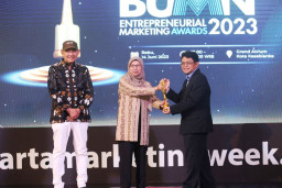 PLN Jadi Best of The Best Company Dalam Ajang BUMN Entrepreneurial Marketing Awards