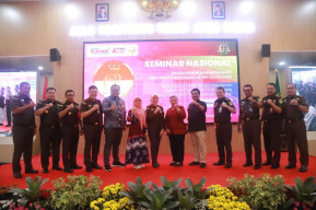 Dalam Rangka Hari Bhakti Adhyaksa ke-63, Kejati Jatim Gelar Seminar Nasional