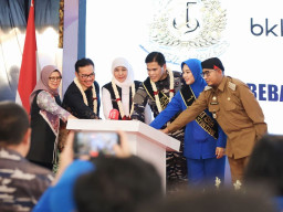 TNI AL dan BKKBN Galakkan Program Keluarga Keren Bebas Stunting di Madura