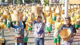 Tari Sego Boran Antar Lamongan ke Rekor Dunia
