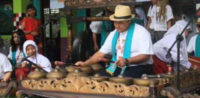 Delegasi UCLG ASPAC Kunjungi SDN Pasar Kemis III dalam Program Sanitasi Sekolah