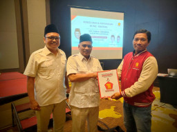 Gerindra Lamongan Gelar Konsolidasi dan Penyerahan SK Ranting dan PAC
