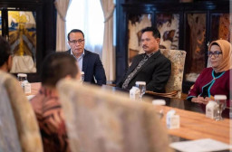 Majukan Daerah, Wali Kota Madiun Kunjungi KBRI di Washington DC