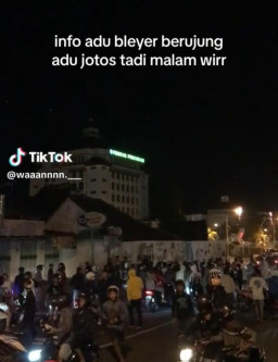 Viral, Anggota Klub Motor Bentrok di Depan Pemkab Ponorogo, Satpol-PP ke Mana?