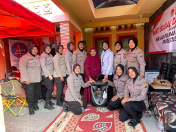 Polwan Sidoarjo Peduli Anak Berkebutuhan Khusus