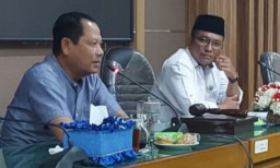 Kadinsos Banyak Mengeluh, Ketua DPRD Lamongan Geram