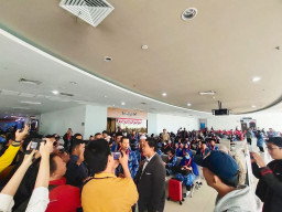 Travel Chatour Berangkatkan 90 Jemaah Umrah Asal Jatim