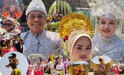 Ribuan Warga Desa Wudi, Tampil Berbhineka Tunggal Ika