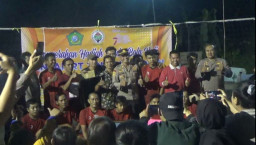 Desa Lambangan Menggelar Lomba Voli Antar RT