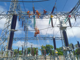 PLN UIT JBM Kembali Siaga Pastikan Peralatan Transmisi Siap dan Berfungsi Optimal