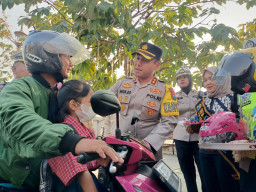 Ops Zebra Semeru 2023, Polres Madiun Kota Apresiasi Pengendara Tertib