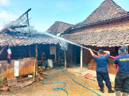 Lupa Matikan Tungku, Dapur Rumah di Ponorogo Ludes Terbakar