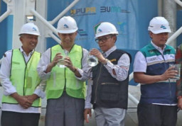 Uji Coba Air dari IPA Sungai Bango 100 LPS, Sutiaji Pastikan Layak Minum