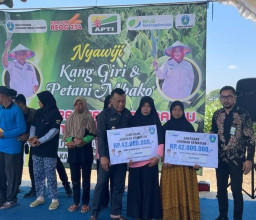 Wafat Saat Bertugas, 2 Pengurus RT di Ponorogo Disantuni BPJS Ketenagakerjaan