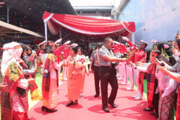 Enget Pulungan Prayer Manik Gantikan Tonny Nainggolan