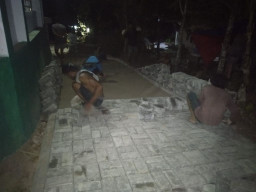 Pembangunan Paving Block Kampung Bantarwangi, Papan Proyeknya Belum Terpasang