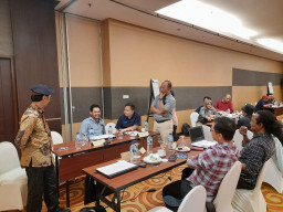 Ketua Dewan Pers Beri Pesan pada 54 Wartawan Peserta UKW di Kediri