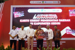 Tingkatkan Transaksi Non Tunai, Pemkab Kediri dan Bank Jatim Launching KKPD