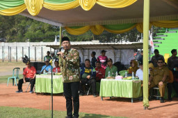 Diikuti 900 Guru, Gus Muhdlor Minta Porgu PGRI Jadi Spirit Bersama