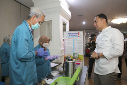 Pemkot Surabaya bersama BBPOM Sosialisasi hingga Uji Sampel Makanan Pedagang SWK