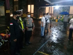 Polsek Krian Beri Rasa Aman bagi Umat Nasrani yang Rayakan Paskah