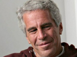 BEJAT! Epstein Perkosa Wanita Depan Anaknya