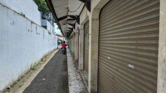 Aset Pemkab Ponorogo Terlantar di Jalan Hos Cokroaminoto