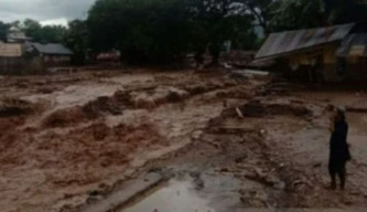 54 Orang Meninggal Diterjang Banjir Bandang di Flores