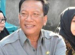 Sembuh dari Corona lalu Stroke, Kini Mantan Bupati Gresik Didatangi KPK