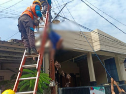 Pria Tewas Tersengat Listrik di Tiang Lampu
