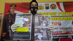 Birahi Tinggi, Pelajar SMP Ponorogo Remas Dada 2 ABG saat Berkendara