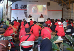 Ajak Jaga Keberagaman, Kata-Kata Puti 'Hipnotis' Kader PDIP