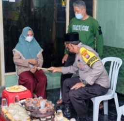 Kapolres Berbagai Wilayah di Jawa Timur, Peduli Keluarga Korban KRI Nanggala 402