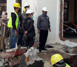 Wawali Punjul Santoso Minta Pemborong Bisa Penuhi Target Pekerjaan