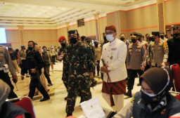 Vaksinasi Massal TNI Polri Targetkan 10rb Orang Pemda Prov Jabar Dukung Percepatan