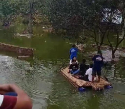 Sidak Telaga Sarean Ponorogo, Dinas Pariwisata:  Sewa Gethek Dihentikan!