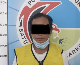 Nyambi Jadi Kurir Sabu, Seorang PNS Ditangkap Polisi