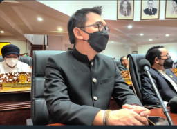 Komisi B Tampung Keluhan Tarif Sewa Toko THR IT Mall Surabaya