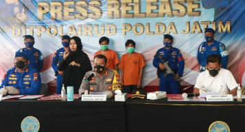 Ditpolairud Polda Jatim Gagalkan Penyelundupan Burung Dilindungi