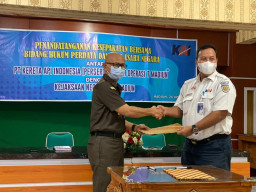 Kejari Kota Madiun dan KAI Daop 7 Madiun MoU Perdata dan TUN