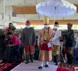 Masyarakat Adat Tulang Bawang Barat Beri Gelar Anies Baswedan, Tuan Penata Negara