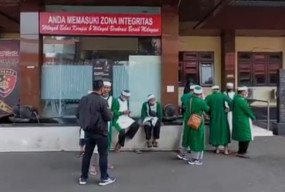 18 anggota Khilafatul Muslimin Surabaya Raya Penuhi Panggilan Polda Jatim