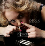 Kisah Pilu di Balik  Wanita Cantik Pecandu Narkotika