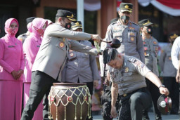 44 Personel Polres Blitar Kota Ikuti Upacara Korp Raport Kenaikan Pangkat
