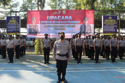 60 Anggota Polres Batu Mendapatkan Kenaikan Pangkat