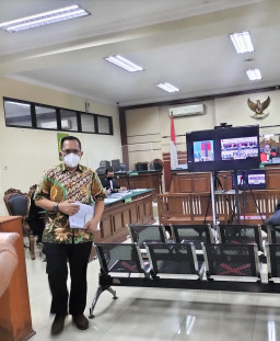 Keterangan Saksi Masih Belum Mengungkap Keterlibatan Hakim Itong Dalam Dugaan Suap