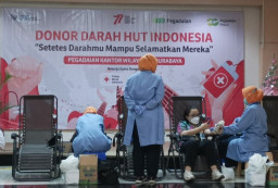 Pegadaian dan PWI Sie Surabaya Gelar Donor Darah Bersama