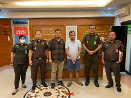 Kejari Jakbar Tangkap Buronan 8 Tahun Kasus Penipuan