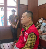 Sidang Penipuan Batu Bara Indro Prajitno Diwarnai Aksi Demo